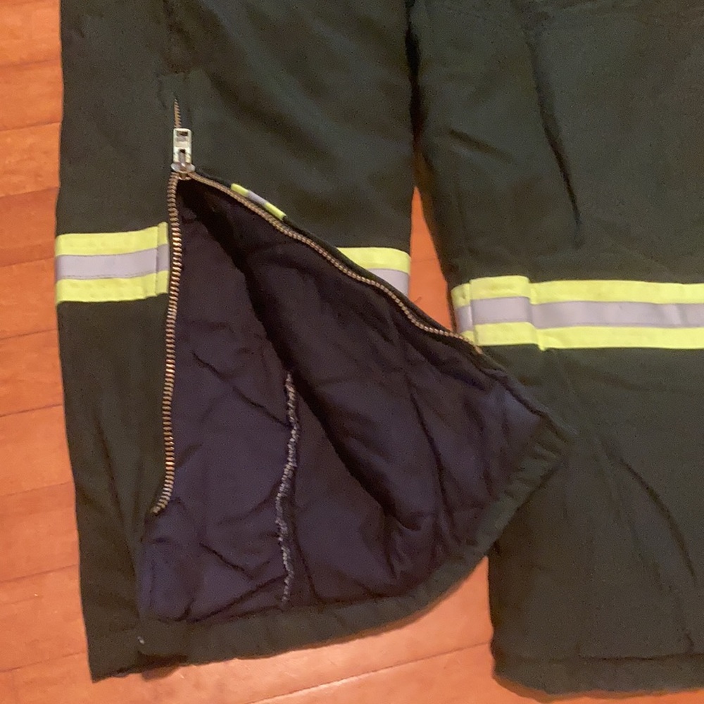 Flame Safety Apparel winter weight bib pants - Picture 5 of 11
